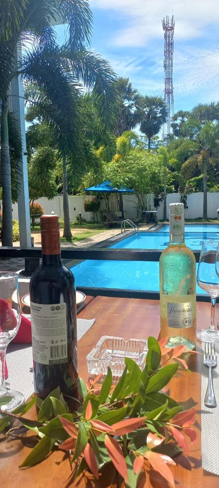 J7 Villaj Resort Trincomalee Eksteriør bilde